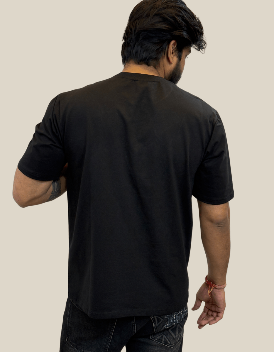 The Ugly’s Plain Oversized T-shirt - 𝕋𝕙𝕖𝕦𝕘𝕝𝕪.𝕚𝕟